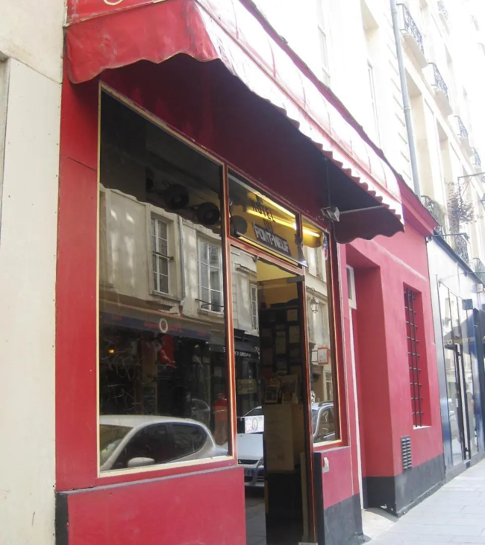 Hotel Du Pont Neuf